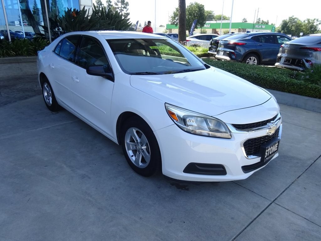 2015 Chevrolet Malibu LS in Summit White — front three-quarter view